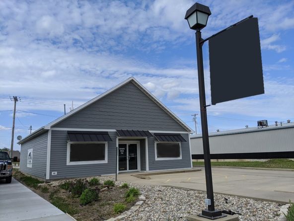 1312 Broadway Ave, Mattoon, IL 61938